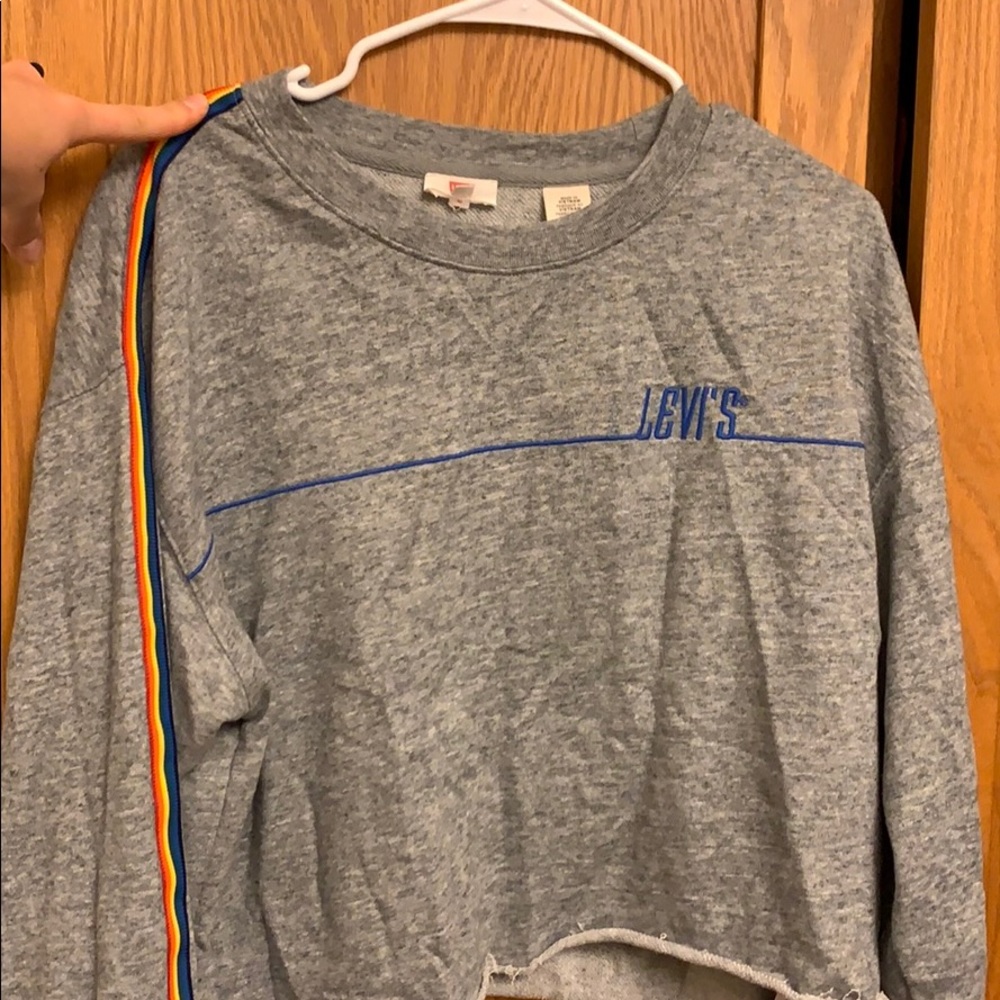 Levi’s Long Sleeve Crop Top
